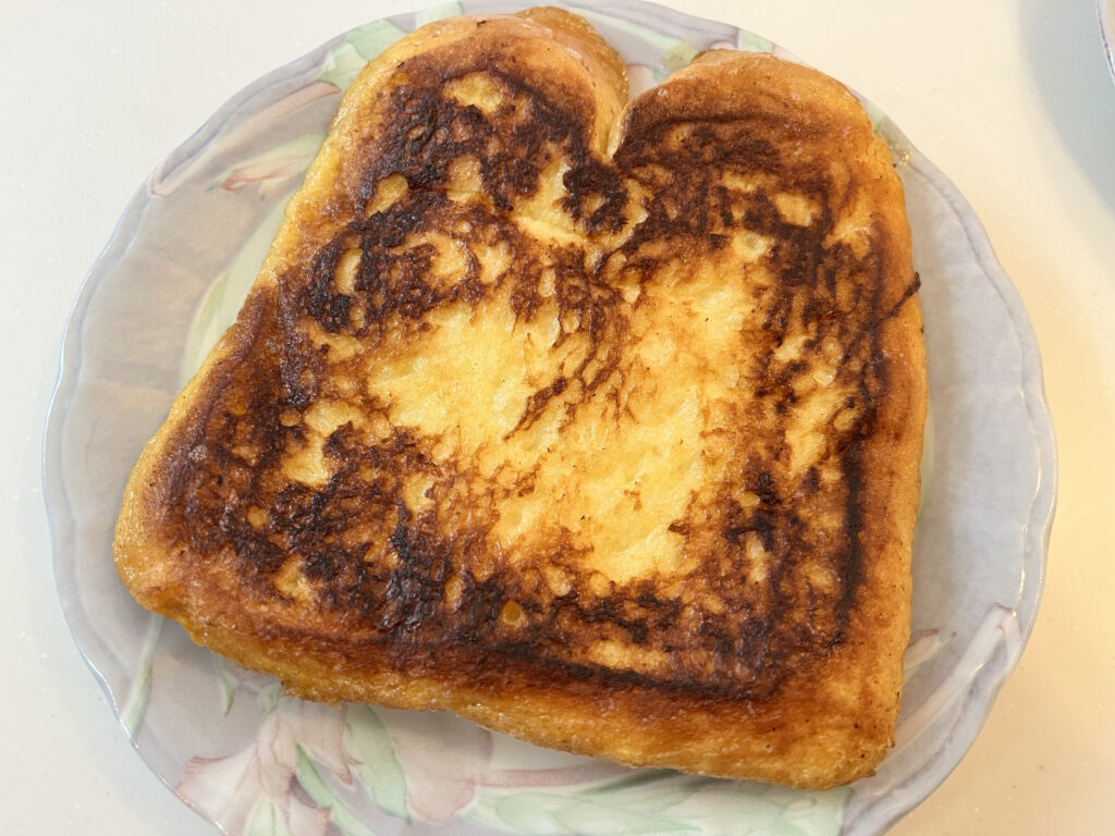 焼き上がったフレンチトースト
